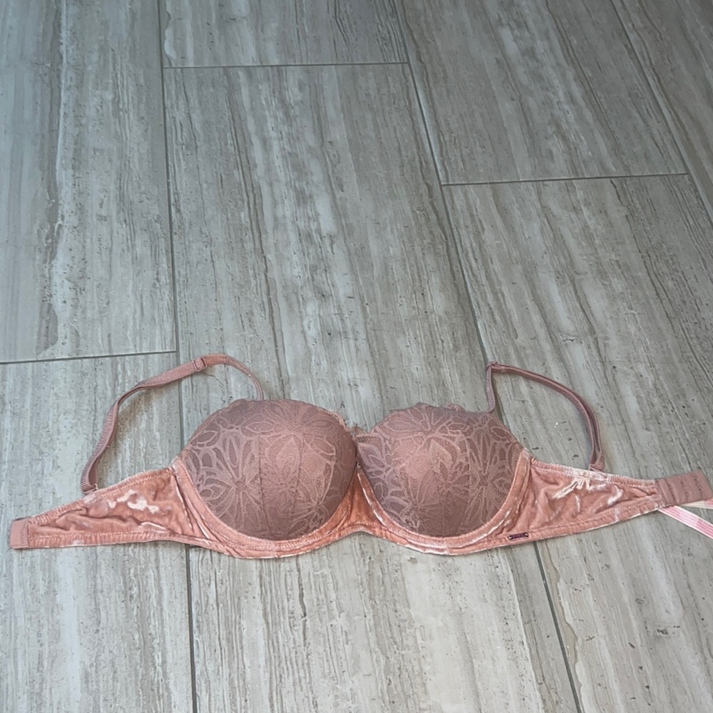 Pink Velvet Bra - Picture 2 of 2